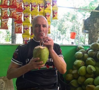 Andy Pitt Cycling on the  tour with redspokes